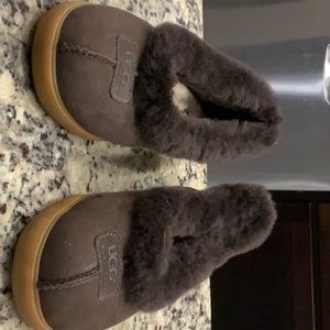 Ugg Rylan Slippers Moccasins Size 10 NWOT